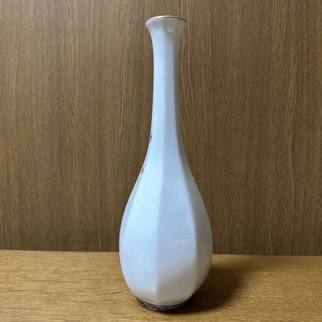Amazon.co.jp: 有田焼 花瓶 深川製磁 宮内庁御用達 菊絵 鶴首9号